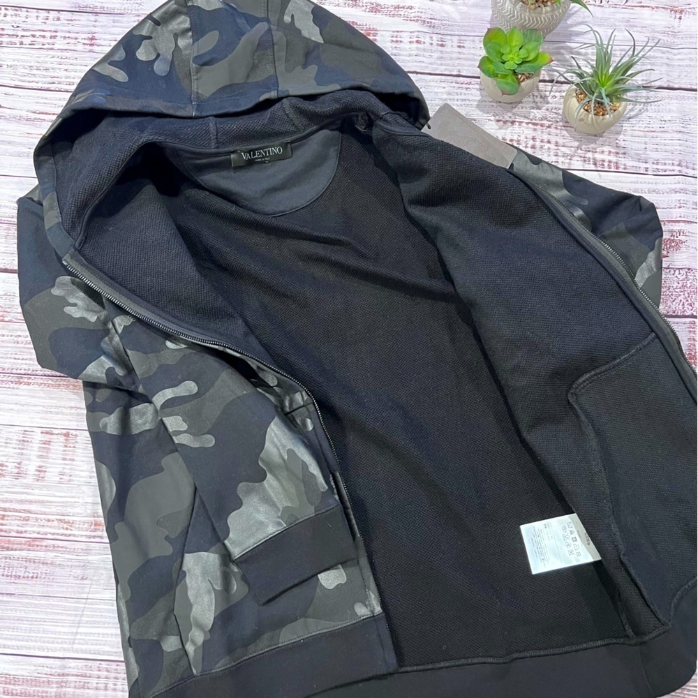 Valentino Rockstud Zip up Hoodie Sweatshirt MENS - Picture 4 of 10